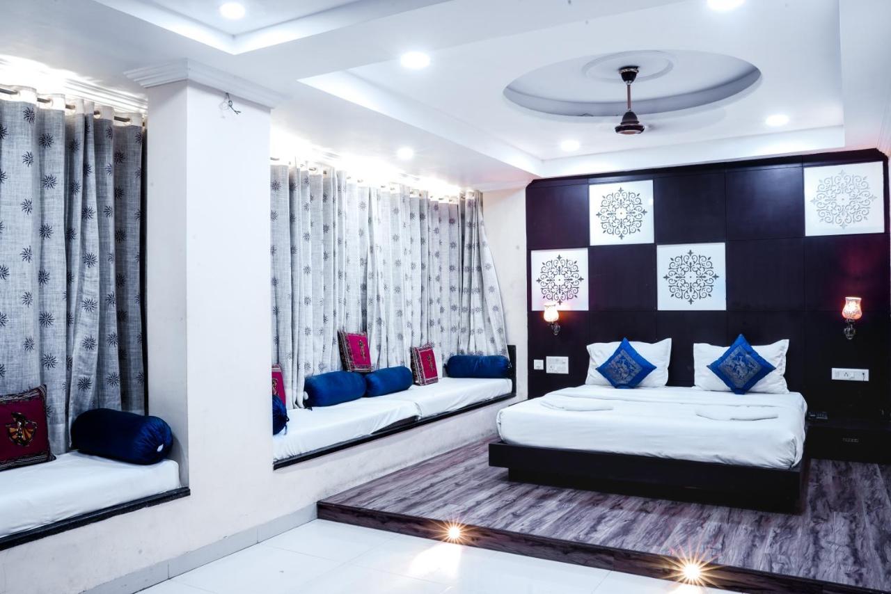 Hide-In Udaipur - A Lake View Boutique Hotel Kültér fotó