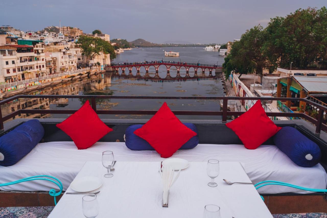 Hide-In Udaipur - A Lake View Boutique Hotel Kültér fotó