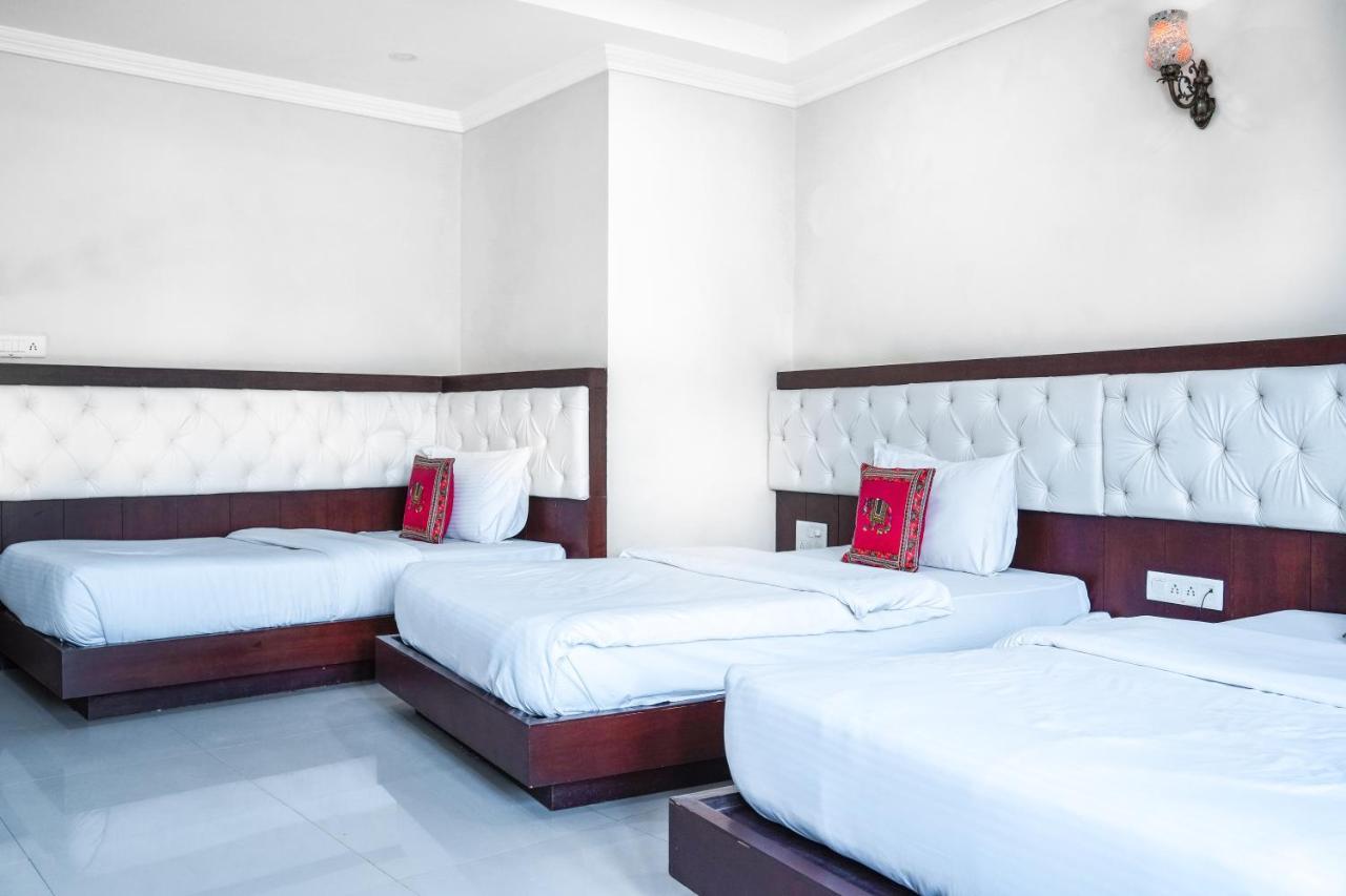 Hide-In Udaipur - A Lake View Boutique Hotel Kültér fotó