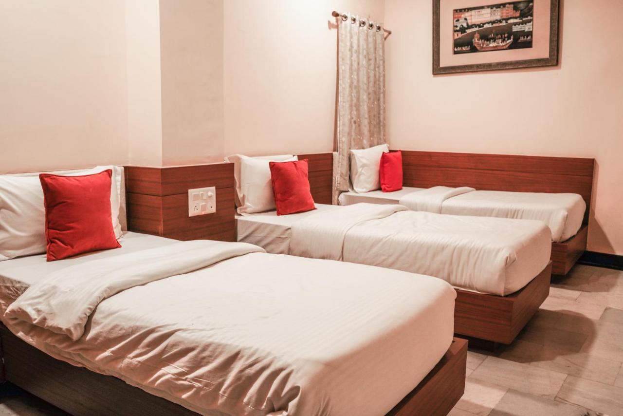 Hide-In Udaipur - A Lake View Boutique Hotel Kültér fotó