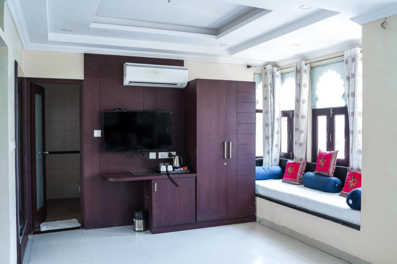 Hide-In Udaipur - A Lake View Boutique Hotel Kültér fotó