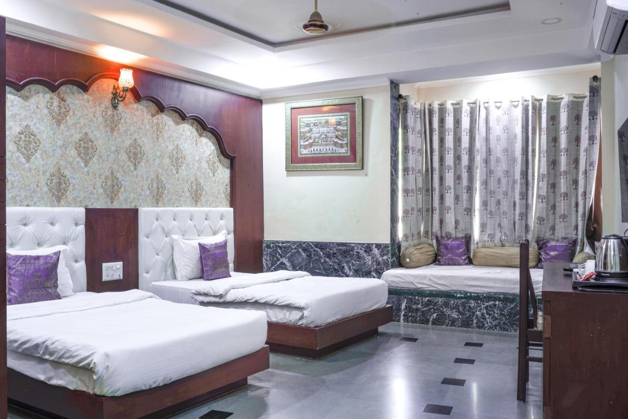 Hide-In Udaipur - A Lake View Boutique Hotel Kültér fotó