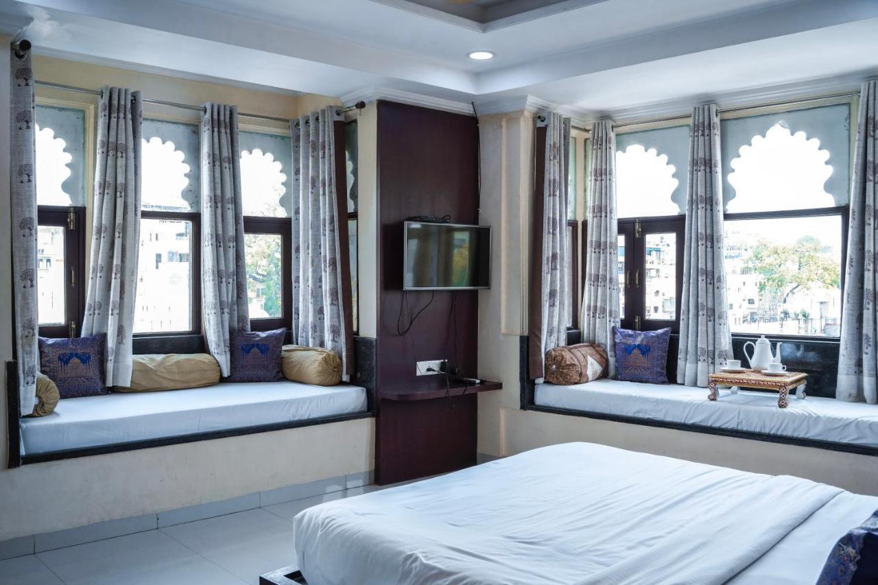 Hide-In Udaipur - A Lake View Boutique Hotel Kültér fotó