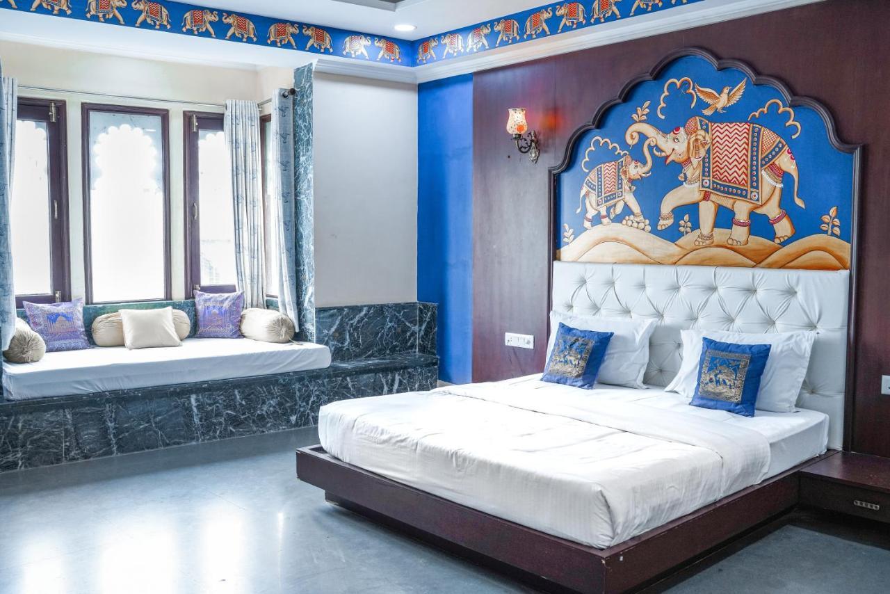 Hide-In Udaipur - A Lake View Boutique Hotel Kültér fotó